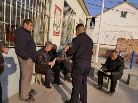 长治壶关县公安局开展打击整治网络谣言宣传活动