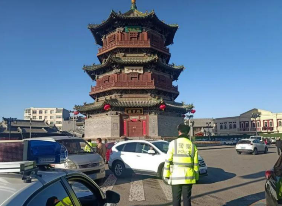 大同交警：让路于客，让景于客！优先外地车辆进入大同古城
