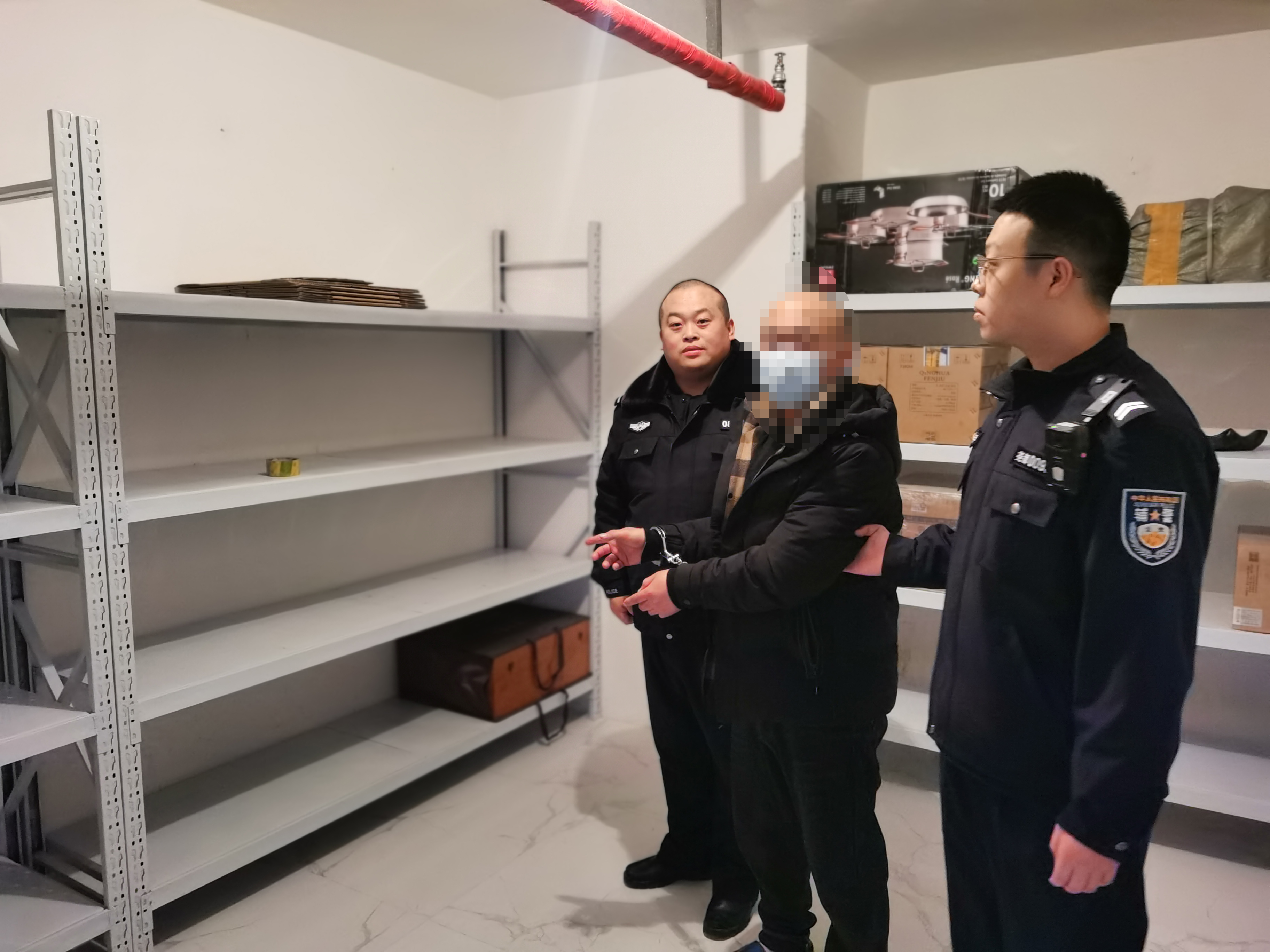 价值94万元！男子“下血本”租房盗窃40多箱茅台