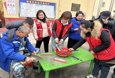 太原娄烦县马家庄乡平安社区：“学习雷锋纪念日”，一起来做追“锋”者