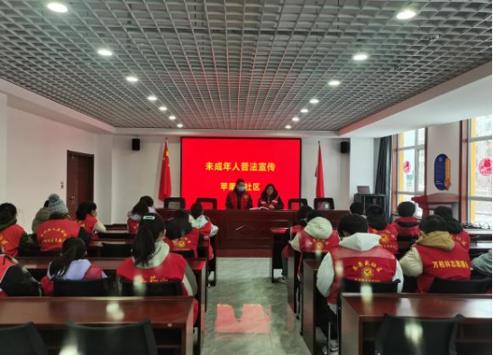 太原万柏林区杜儿坪街道：童心向党学雷锋  文明之风入网格