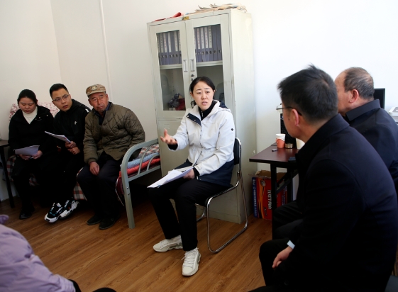 忻州岢岚：王蕾在贾楼底村调研巩固衔接工作