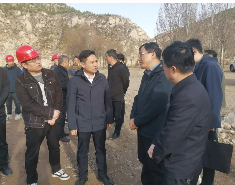 太原娄烦：景博带队督导调研重点项目建设