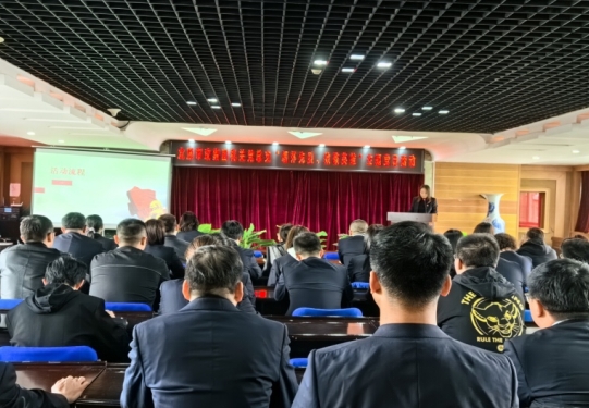 太原市政集团开展“缅怀先烈  致敬英雄”我们的节日——清明节暨主题党日活动