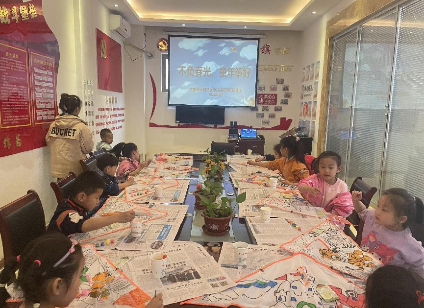 太原万柏林区小井峪街道：不负春光  童年“筝”好