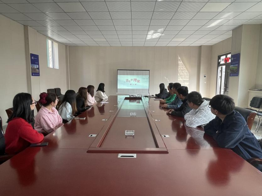 太原市政集团八公司组织团员青年开展主题团日活动