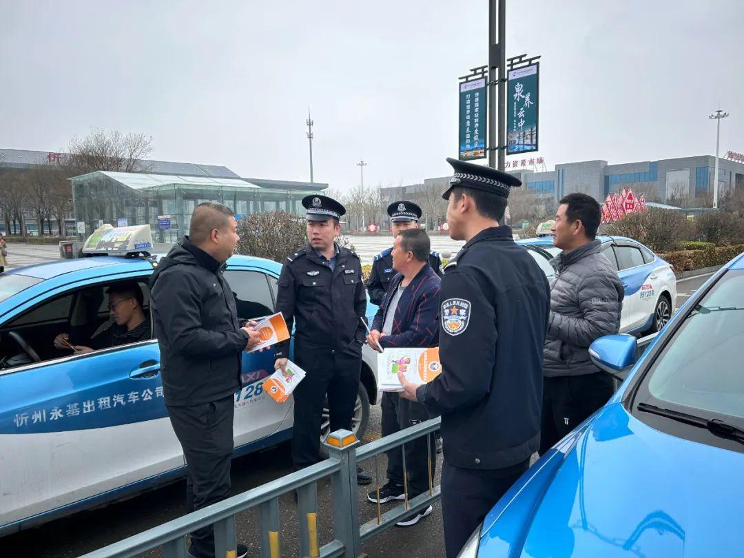 24569ae18c1c8ecd29ae68a87f28b146~noop.jpg 24569ae18c1c8ecd29ae68a87f28b146~noop.jpg