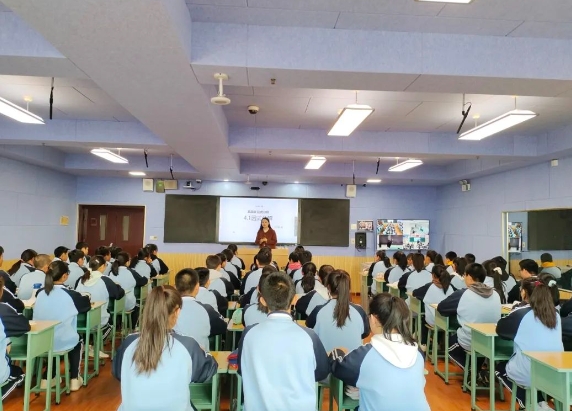 太原小店区：双师课堂合作共享  隔空互动增进交流