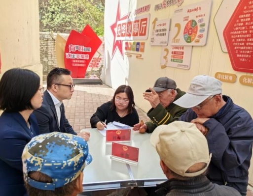 太原万柏林区：人大代表进社区  服务居民零距离