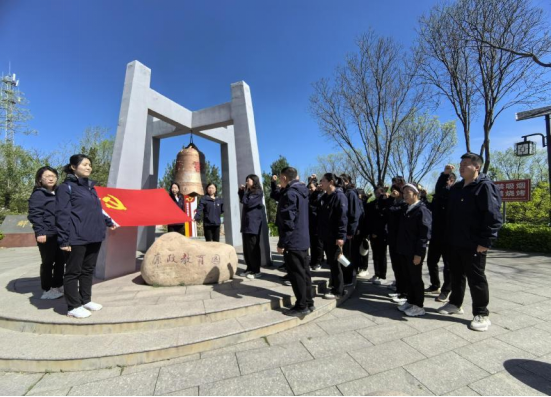 太原万柏林区农业农村局开展“党建引领聚活力，工会服务在身边”健步走活动