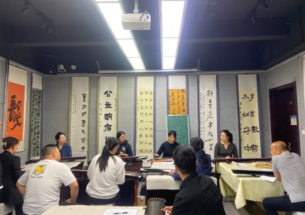 太原小店区文化馆夜校培训班开班