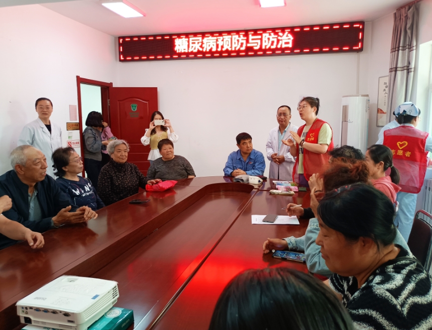 太原杏花岭区：社保服务进企业  政策宣传零距离