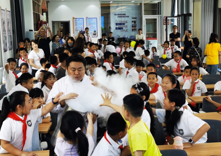 太原杏花岭区巨轮街道：科普展演进社区  童心共筑科学梦