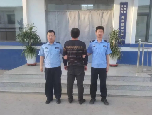 长治黎城一男子深夜泄愤砸车窗玻璃被处罚