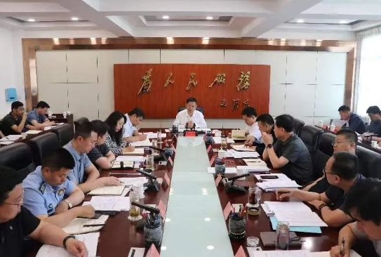 太原娄烦：李文权主持召开县委常委会会议