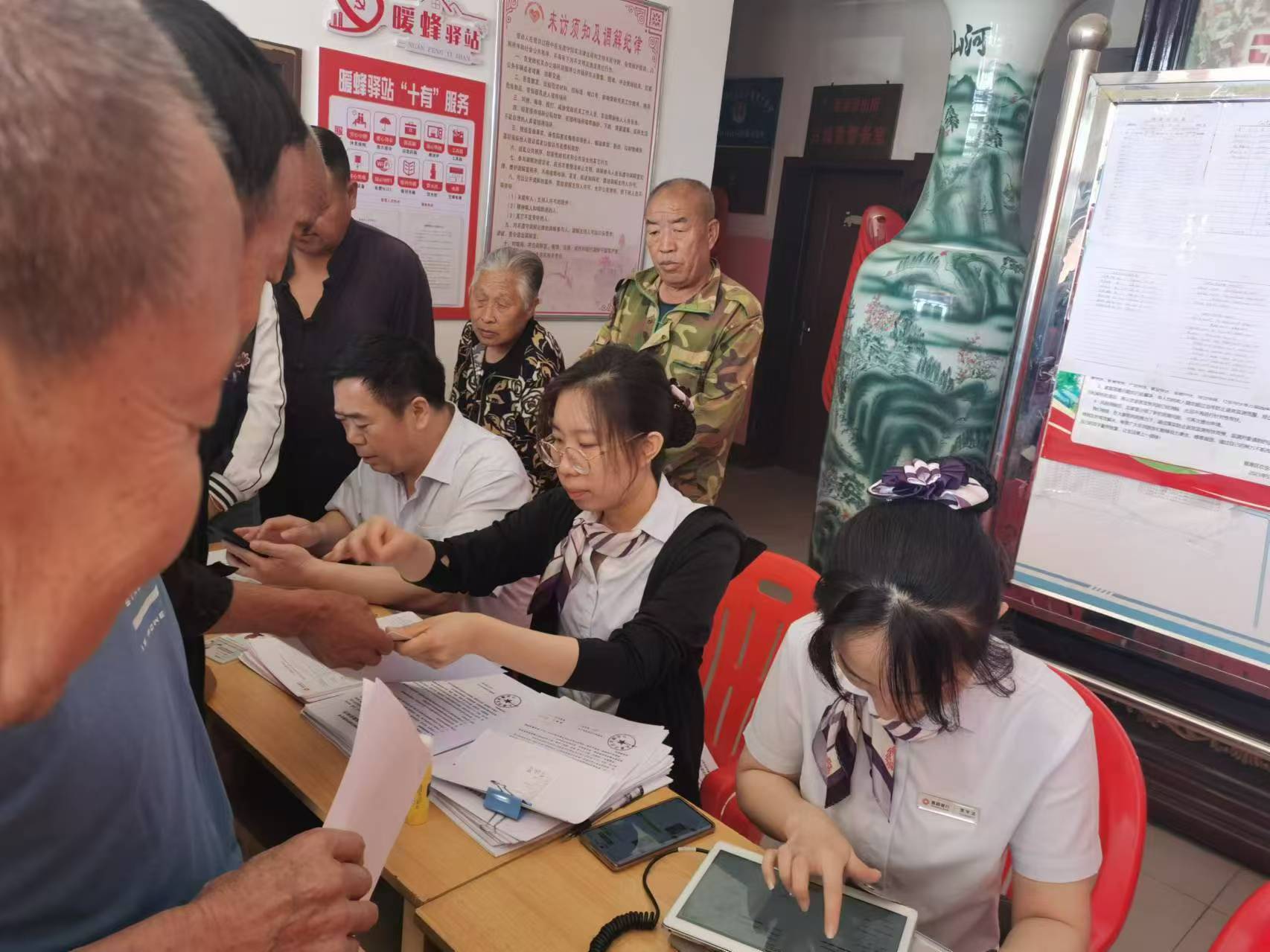 太原晋源区：上门服务零距离  金融为民暖人心