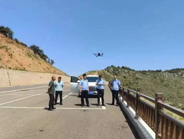 长治武乡公安：禁种铲毒不松懈   全力踏查守净土