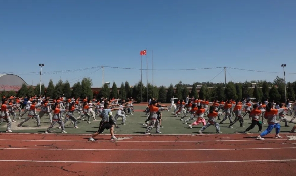 太原小店区辛村小学推动武术进校园 让形意传承“动”起来