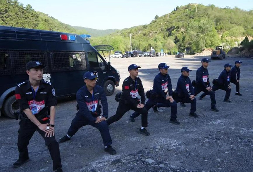 山西阳泉公安在2024年全省公安机关武装越野实战练兵比武取得佳绩