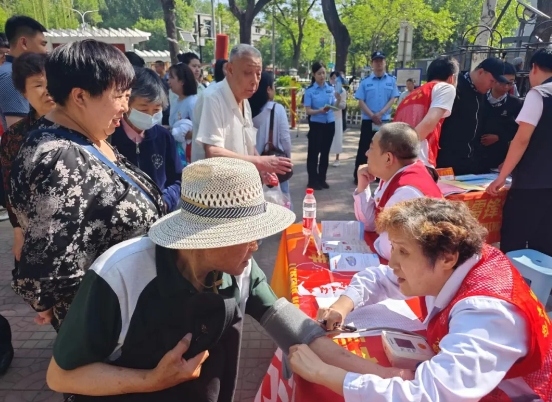 太原迎泽区庙前街道：为老办实事，守护“夕阳红”