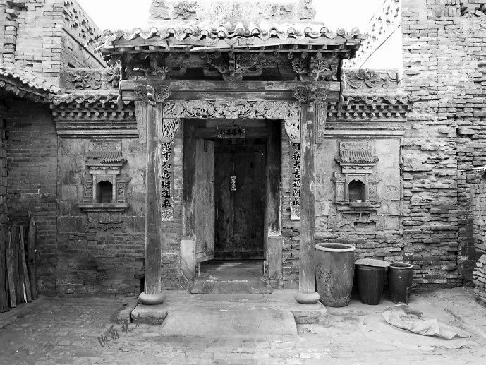 山西灵石县的“小天津”——雷家庄村