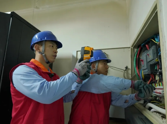 太原尖草坪区：“电力满格”　护航中考