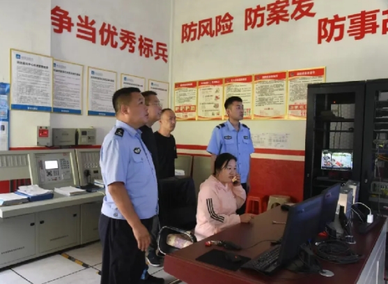 山西左权县公安局辽阳派出所深入辖区物业走访调研