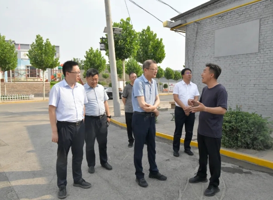 山西晋中市副市长张拥军在灵石县调研