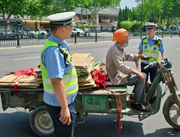 临汾公安交警支队开展夏季交通安全风险专项整治行动