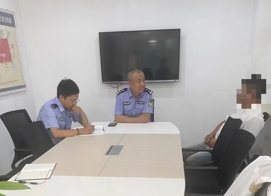 晋中开发区公安分局紧急救助欲轻生男子