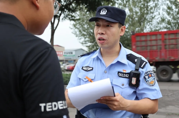 “老道”新警，站在群众的立场去处警