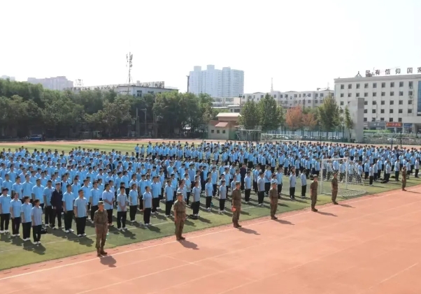 开学首日  直击太原小店区各学校开学现场