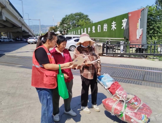 太原万柏林区西铭街道：护路爱路在行动  平安铁路共守护