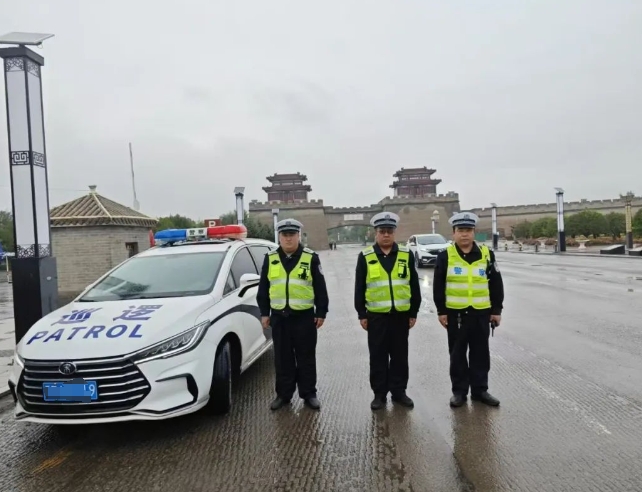 朔州：中秋团圆日  交警守护时