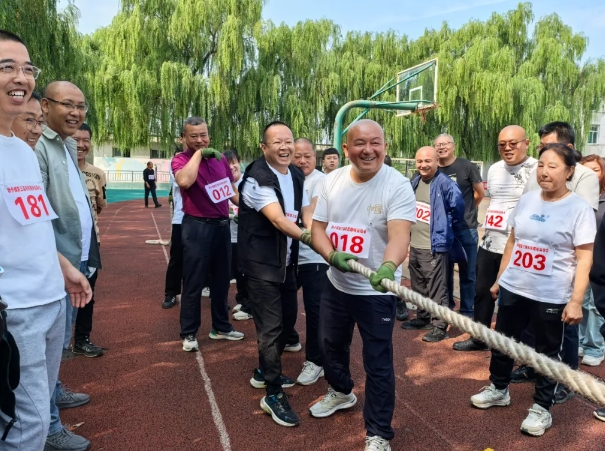 晋中灵石县：农民趣味运动会嗨翻天  激发乡村振兴新活力