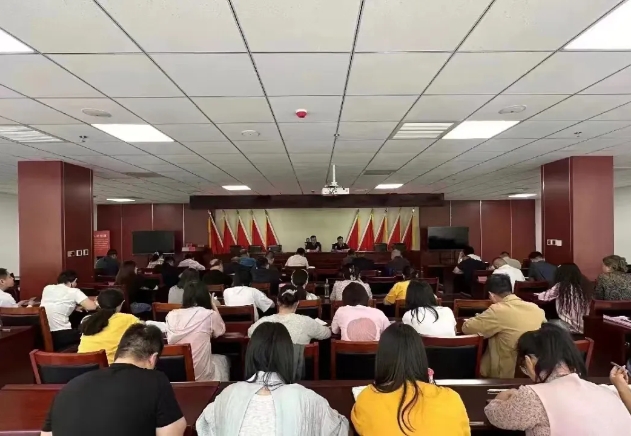 学习贯彻党的二十届三中全会精神太原尖草坪区委宣讲团在柴村街道宣讲