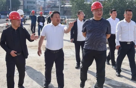 吕梁临县县委副书记、县长姚树山督导重点项目建设