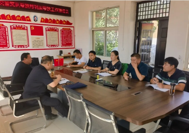 临汾市公安局交警支队推进帮扶村巩固帮扶相关工作