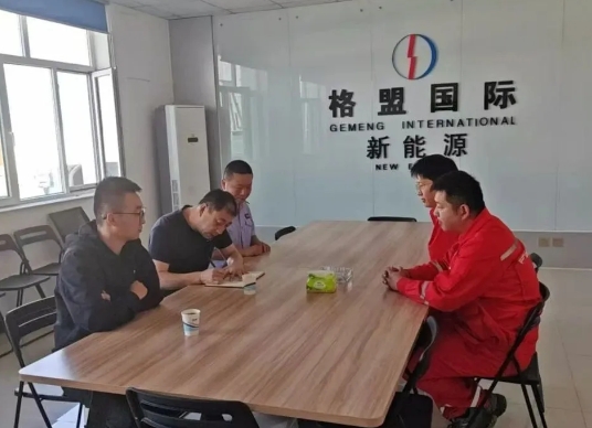 吕梁石楼公安：以“公安温度”护航光伏产业“发展速度”