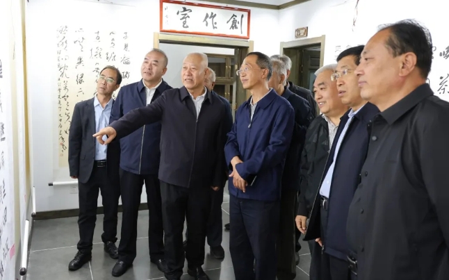 吕梁临县政协举办庆祝新中国和人民政协成立75周年书法展