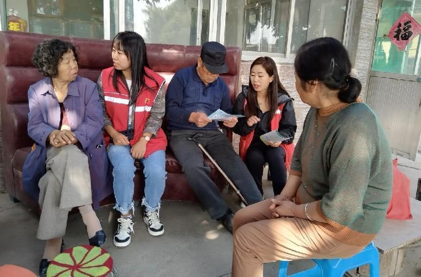 太原万柏林区西铭街道：医保宣传我先行  村民健康有“医”靠