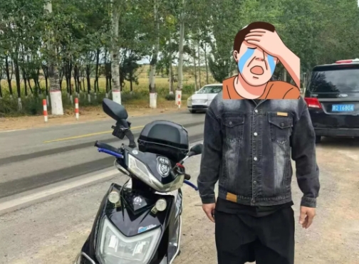 长治壶关交警：无证+酒驾，一男子骑二轮摩托被查