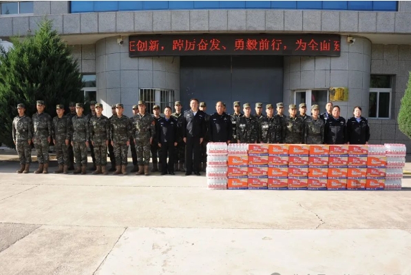 临汾蒲县政府副县长、公安局党委书记、局长席俊峰督导检查国庆安保工作并开展专项慰问