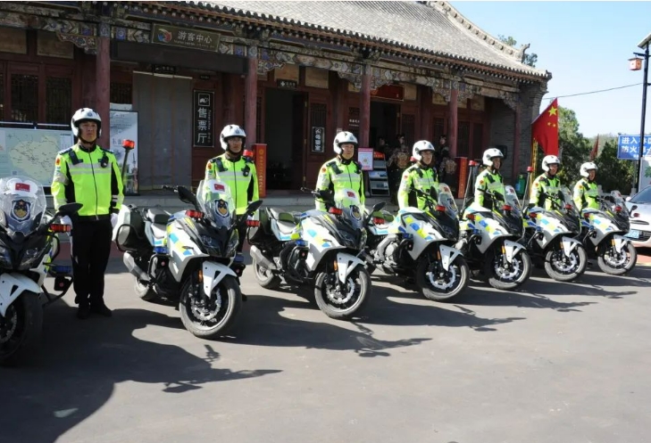 临汾蒲县公安：拧紧节日“安全关” 欢度佳节“警”相随
