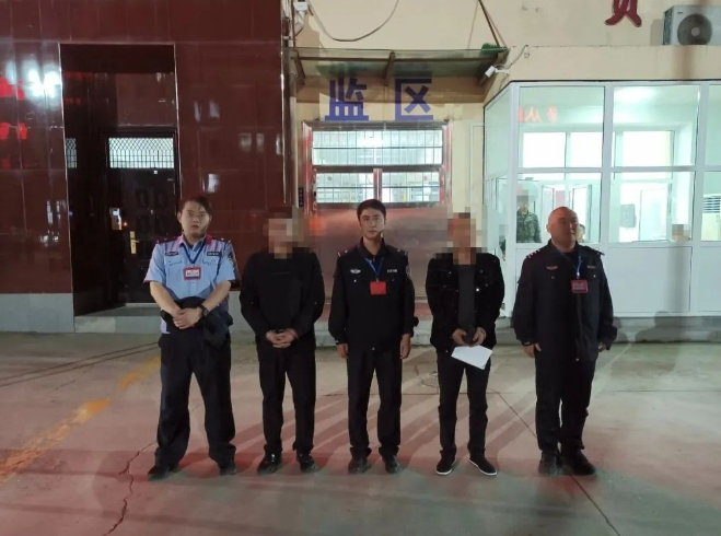 太原娄烦：流窜深夜砸车作案  四十八小时嫌犯落网