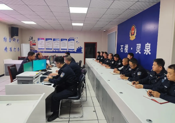 吕梁石楼：李文博同志深入灵泉派出所检查指导工作