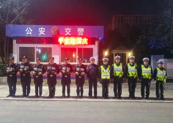 守护安全再发力，长治壶关交巡警开展夜间酒醉驾集中统一行动