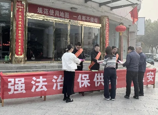 临汾曲沃县自然资源局开展“世界粮食日”宣传活动