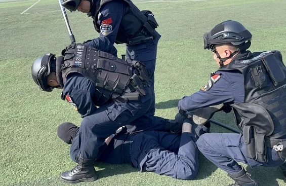 晋中平遥县巡特警大队开展最小单元训练