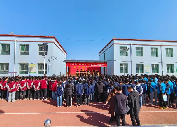 晋中平遥县朱坑派出所开展“防欺凌”专题讲座